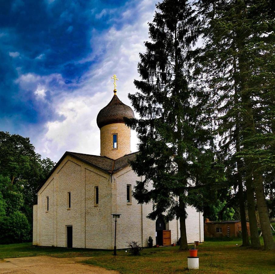 St. Georg Kloster Milmersdorf Eksteriør bilde